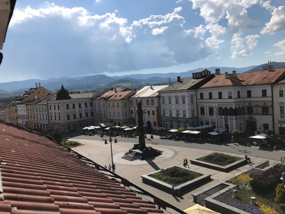 Bl Luxury Apartment, 24Hr Self Check-In, Free Private Garage Parking, Panoramic Views From Balcony, 5 Minute Walk To City Center Банска-Бистрица Экстерьер фото